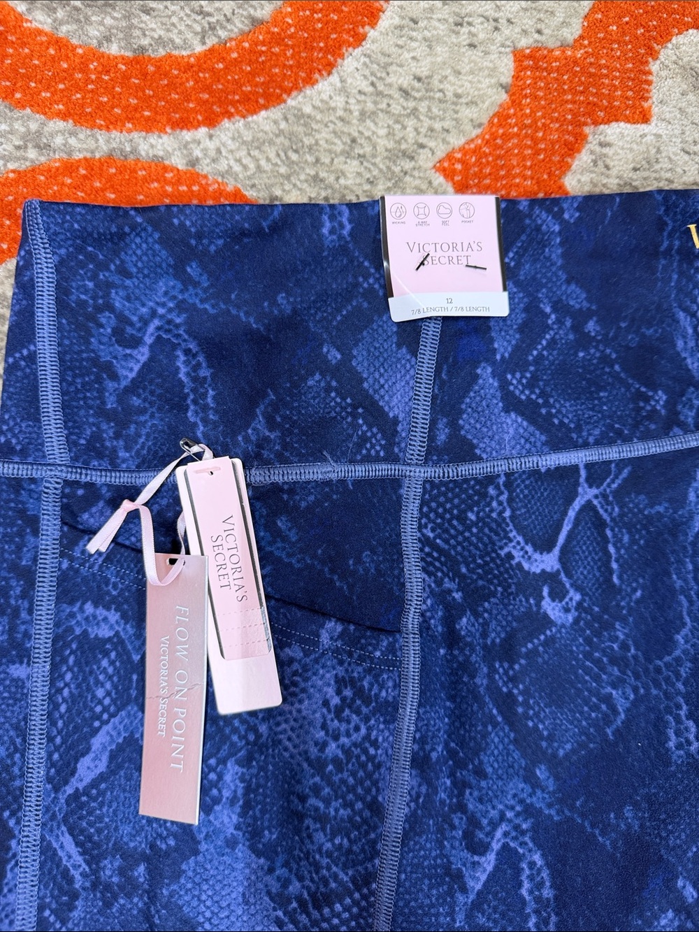 Victoria's Secret Blue Snake-Print Leggings